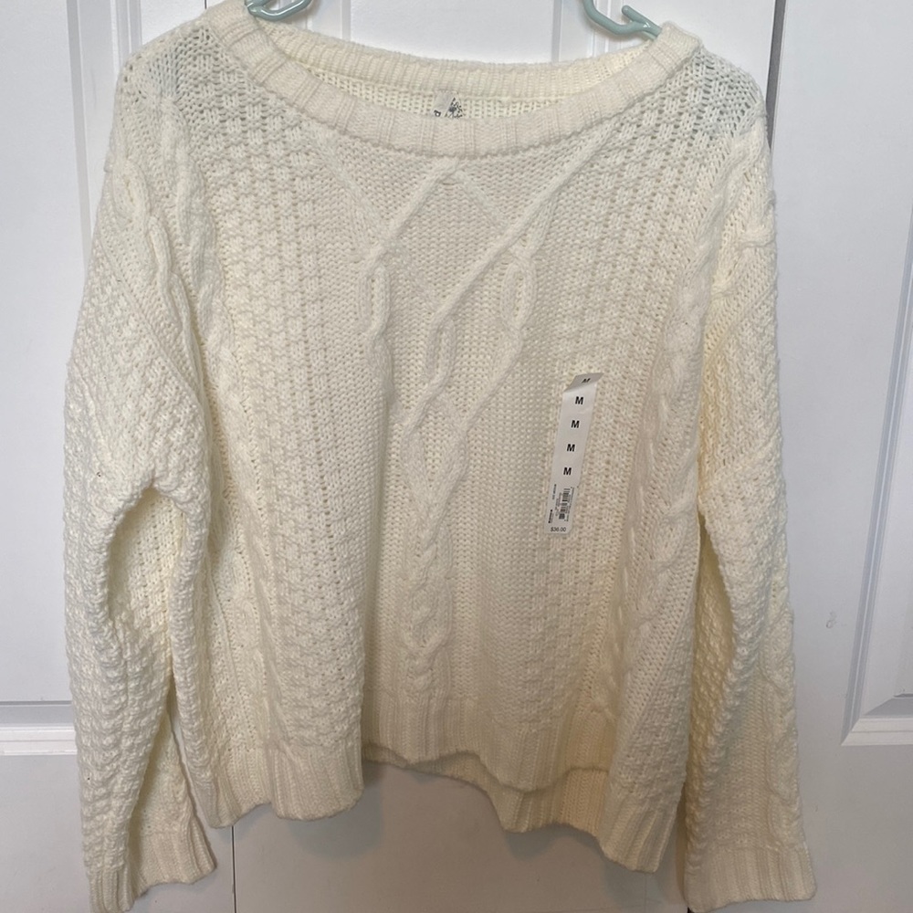 Brand New Cream Women’s Cable Knit Sweater